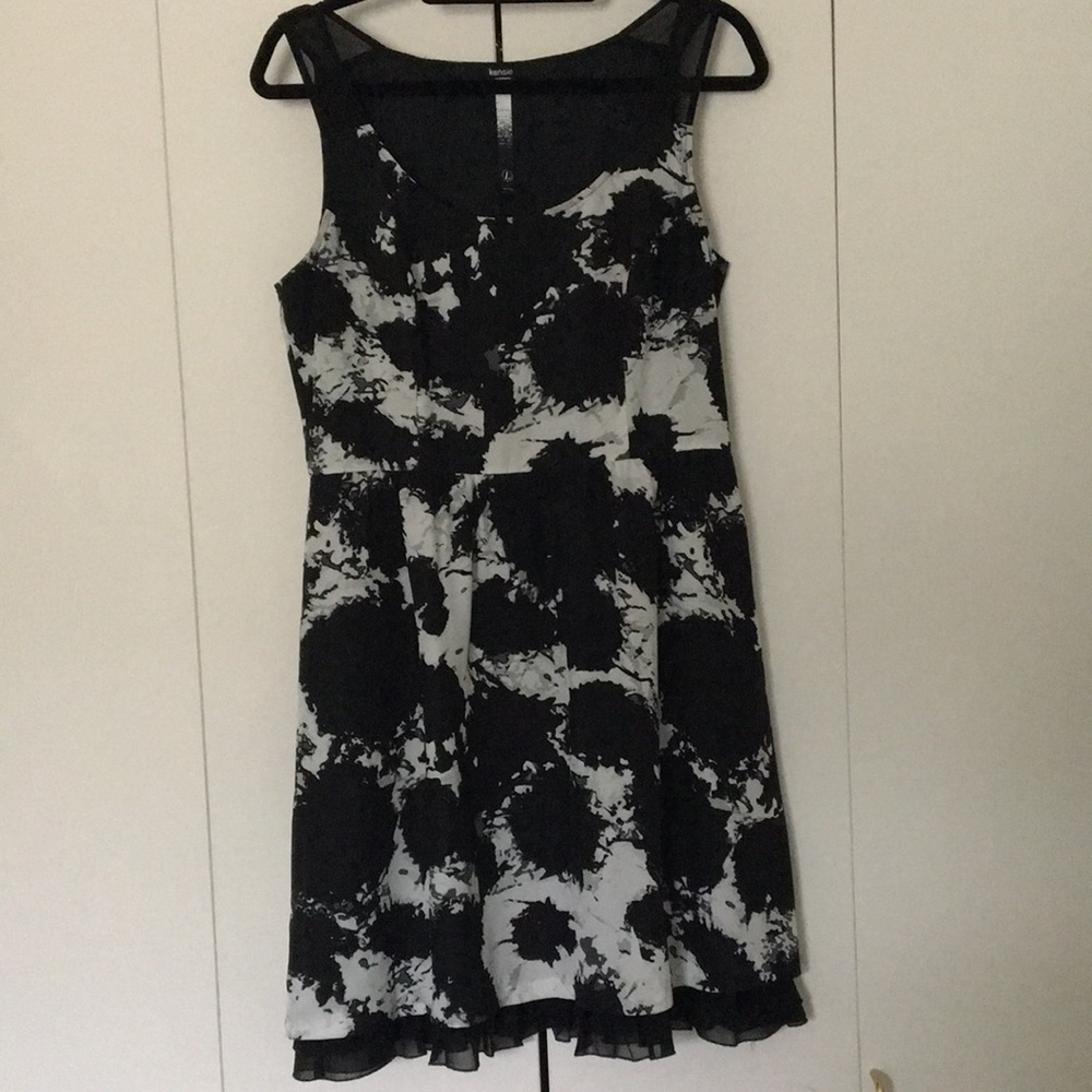 Kenzie black and white dress